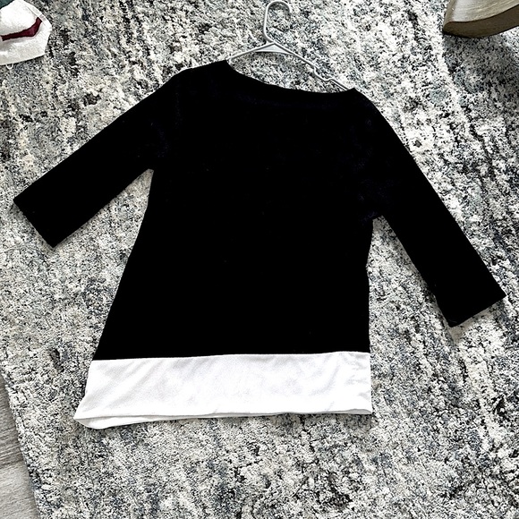 Chico’s travelers color block tunic top w/ asymmetrical hem, excellent condition - Picture 4 of 7